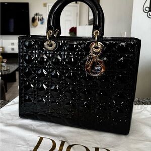 Lady Dior L Calfs kin